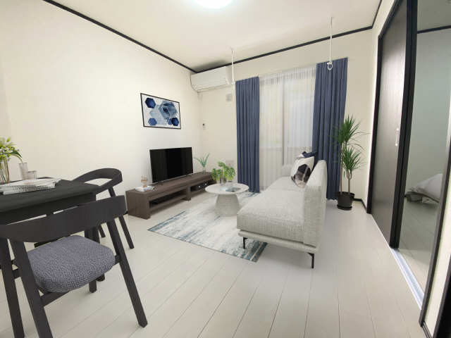 リビング　家具は付きません